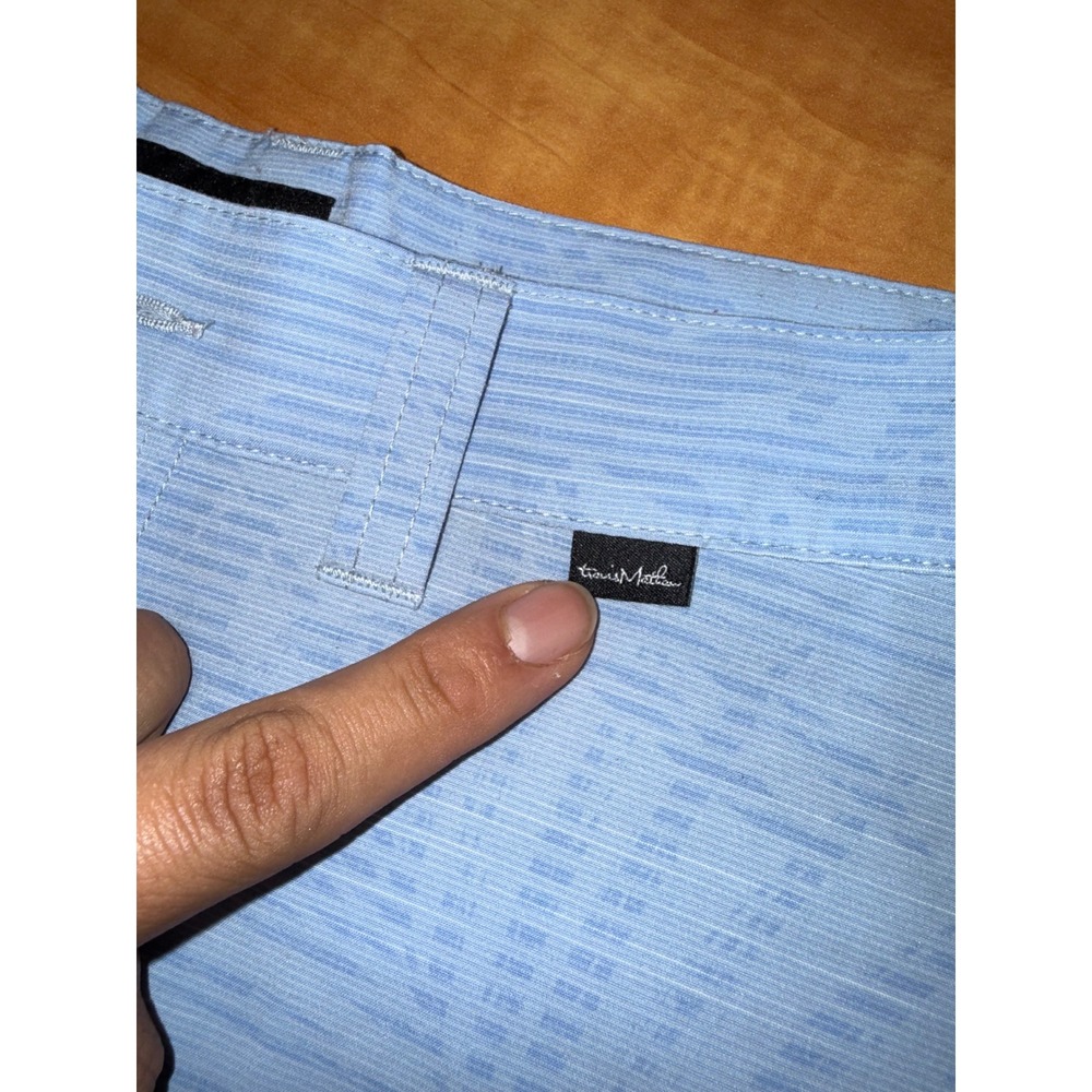TravisMathew Mens 30 Light Blue Palm Print Performance Golf Shorts Stretch - Picture 3 of 7